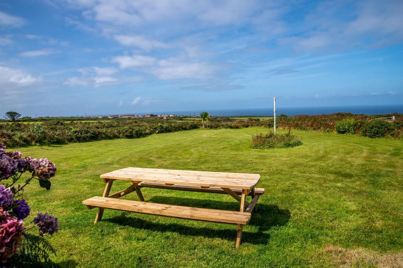 Finest Retreats - Western Watch - Sea Views, Pets Accepted, Sleeps 6 Lower Boscaswell Kültér fotó